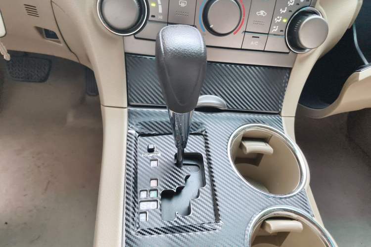 Used Toyota Highlander 2009 2.7L 2WD 5-Seater Elite Edition Gear Lever