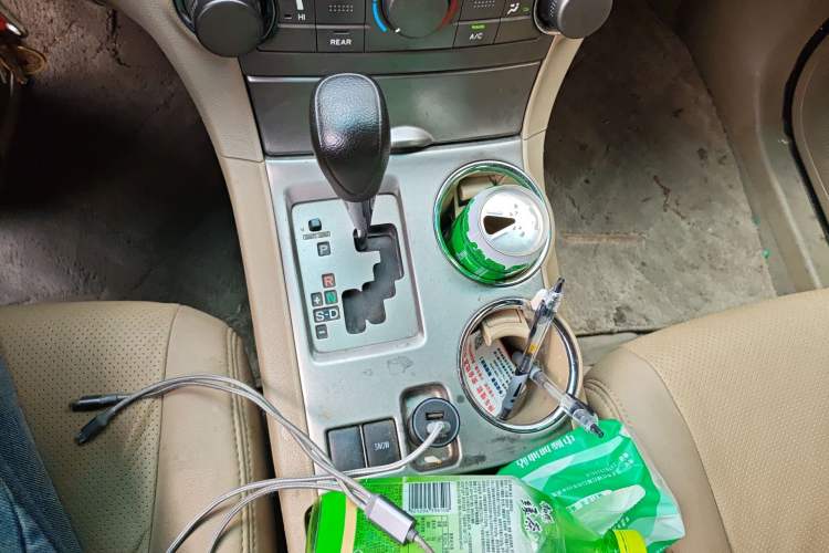 Used Toyota Highlander 2009 2.7L 2WD 7-Seater Elite Edition Gear Lever