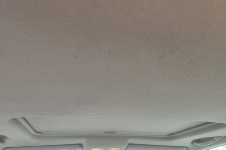 Used Toyota Highlander 2009 2.7L Two-Wheel Drive 7-Seater Luxury Edition Headliner