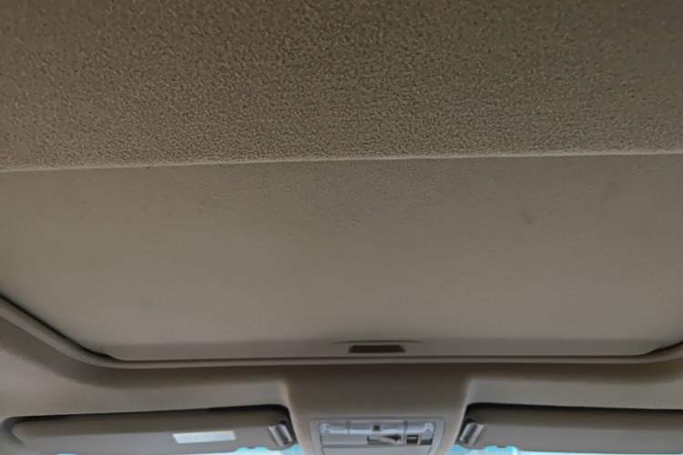Used Toyota Highlander 2009 3.5L 4x4 7-Seater Luxury Edition Headliner