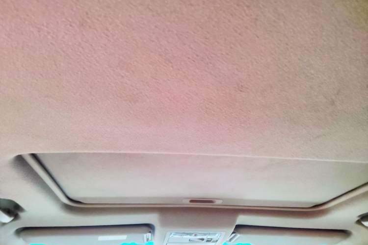 Used Toyota Highlander 2009 2.7L Two-Wheel Drive 7-Seater Supreme Edition Headliner