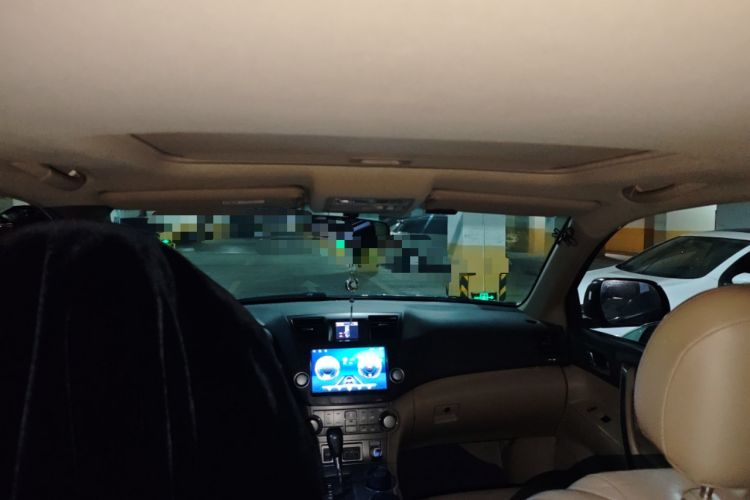 Used Toyota Highlander 2009 2.7L Two-Wheel Drive 7-Seater Luxury Navigation Edition Headliner