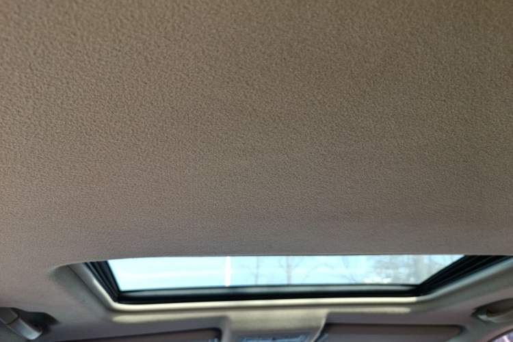 Used Toyota Highlander 2009 2.7L Two-Wheel Drive 7-Seater Luxury Edition Headliner