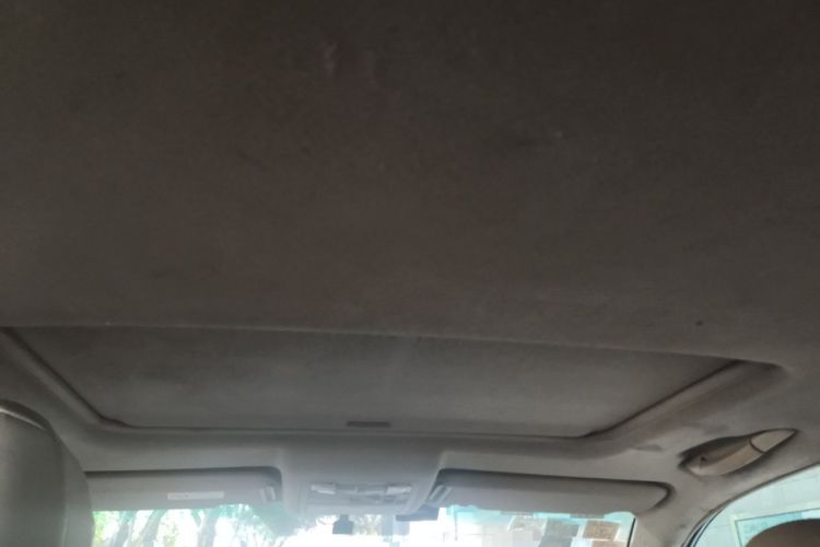 Used Toyota Highlander 2009 2.7L Two-Wheel Drive 7-Seater Luxury Edition Headliner
