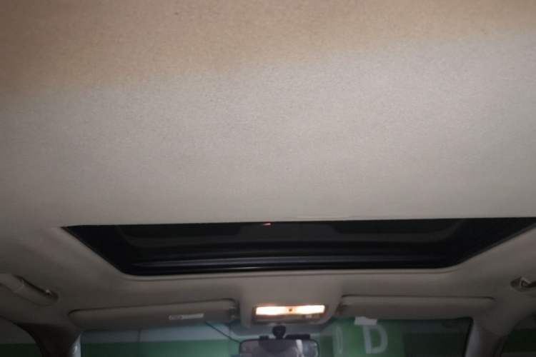 Used Toyota Highlander 2009 2.7L Two-Wheel Drive 7-Seater Luxury Edition Headliner