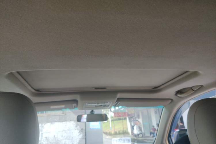 Used Toyota Highlander 2009 2.7L Two-Wheel Drive 7-Seater Luxury Navigation Edition Headliner