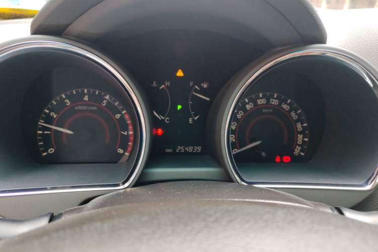 Used Toyota Highlander 2009 2.7L Two-Wheel Drive 7-Seater Luxury Edition Instrument Cluster
