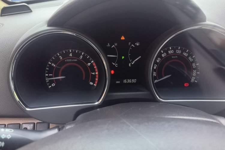 Used Toyota Highlander 2009 2.7L Two-Wheel Drive 7-Seater Luxury Edition Instrument Cluster