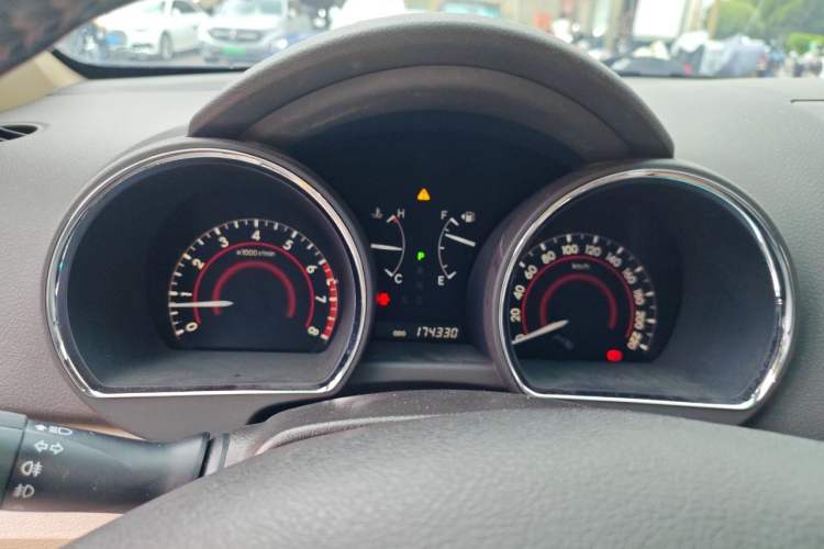 Used Toyota Highlander 2009 2.7L Two-Wheel Drive 7-Seater Luxury Edition Instrument Cluster
