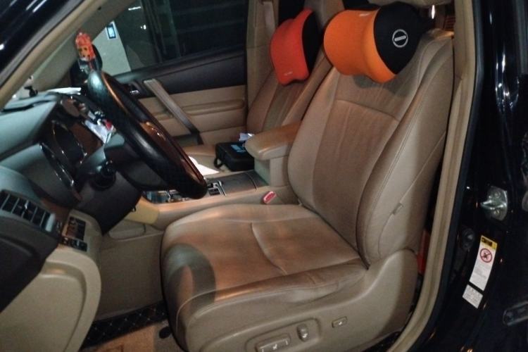 Used Toyota Highlander 2009 2.7L Two-Wheel Drive 7-Seater Luxury Edition Left Front Seat