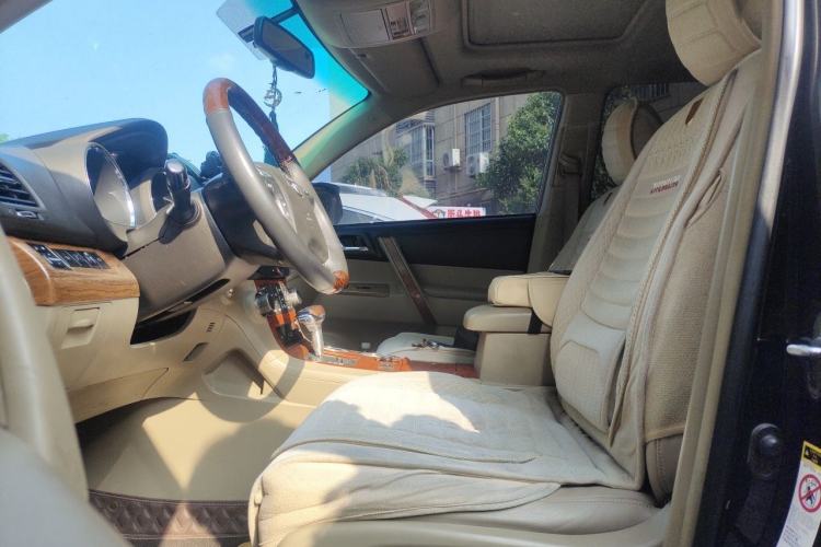 Used Toyota Highlander 2009 2.7L Two-Wheel Drive 7-Seater Supreme Edition Left Front Seat