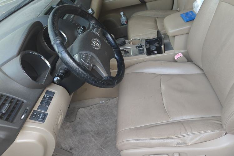 Used Toyota Highlander 2009 2.7L Two-Wheel Drive 7-Seater Luxury Edition Left Front Seat