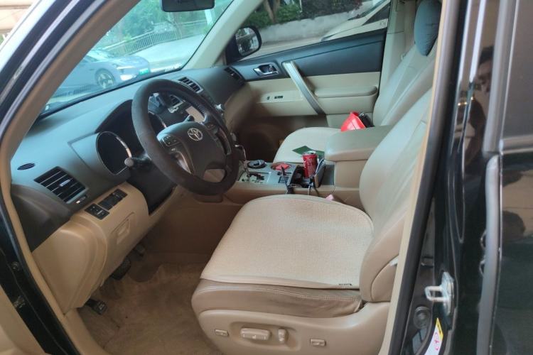 Used Toyota Highlander 2009 3.5L 4x4 7-Seater Luxury Edition Left Front Seat