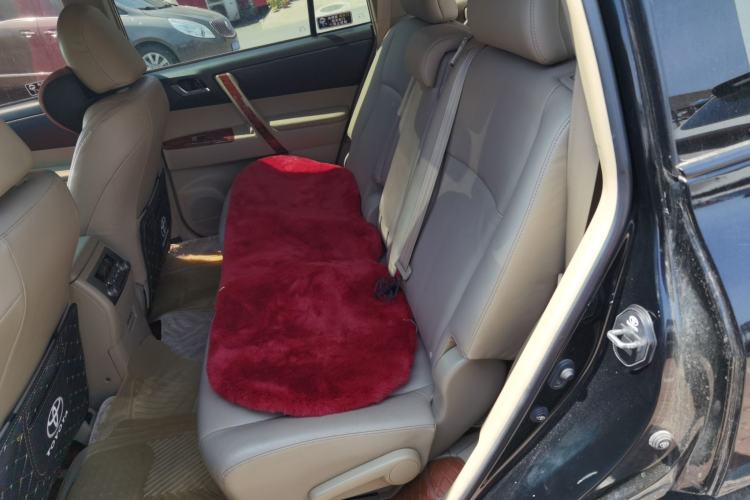 Used Toyota Highlander 2009 3.5L 4x4 7-Seater Luxury Edition with Navigation Left Rear Seat