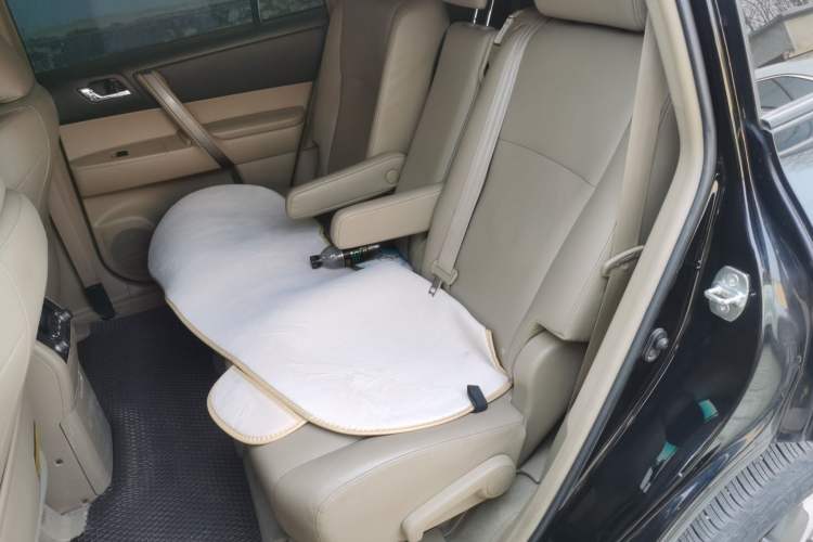 Used Toyota Highlander 2009 3.5L 4x4 7-Seater Luxury Edition Left Rear Seat