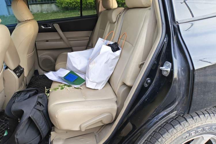 Used Toyota Highlander 2009 3.5L 4x4 7-Seater Elite Edition Left Rear Seat