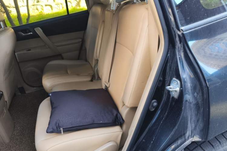 Used Toyota Highlander 2009 3.5L 4x4 7-Seater Elite Edition Left Rear Seat