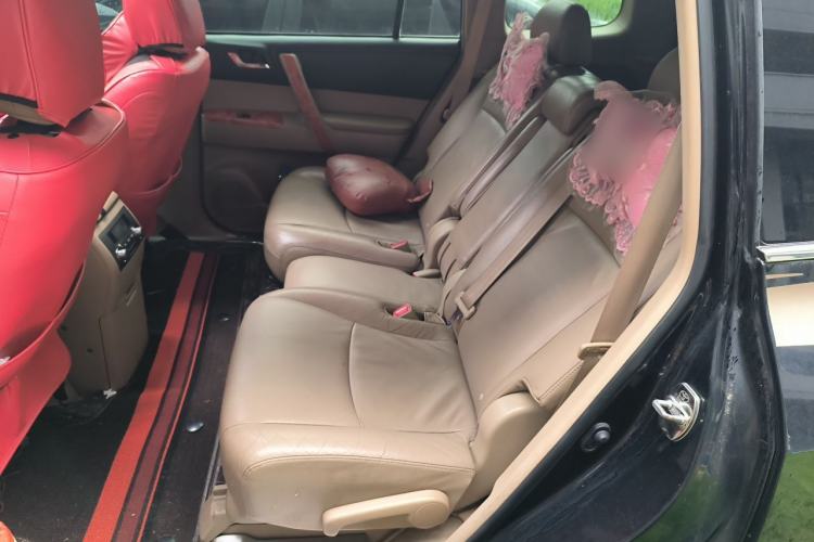 Used Toyota Highlander 2009 2.7L Two-Wheel Drive 7-Seater Luxury Edition Left Rear Seat