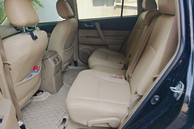 Used Toyota Highlander 2009 2.7L 2WD 5-Seater Elite Edition Left Rear Seat