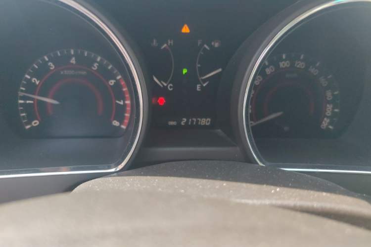 Used Toyota Highlander 2009 2.7L Two-Wheel Drive 7-Seater Luxury Edition Odometer Close Up