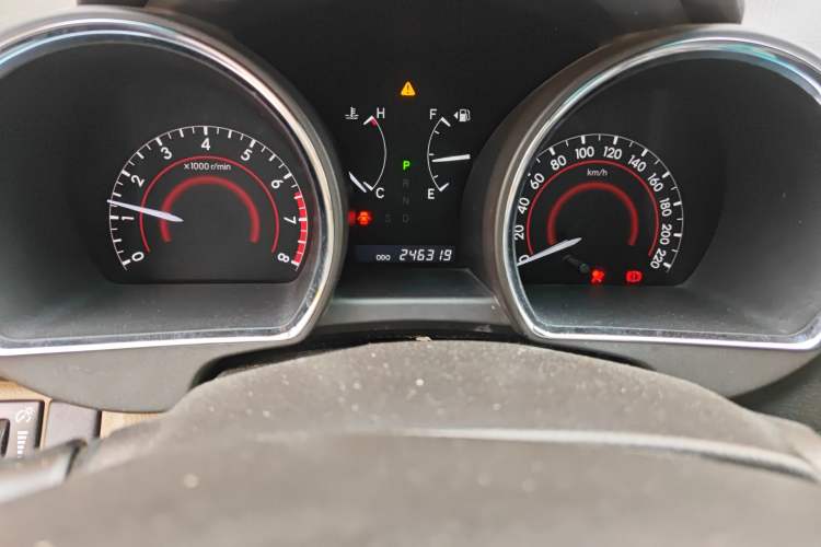 Used Toyota Highlander 2009 3.5L 4x4 7-Seater Luxury Edition Odometer Close Up