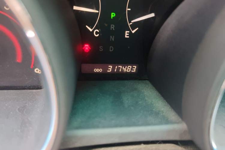 Used Toyota Highlander 2009 3.5L 4x4 7-Seater Elite Edition Odometer Close Up