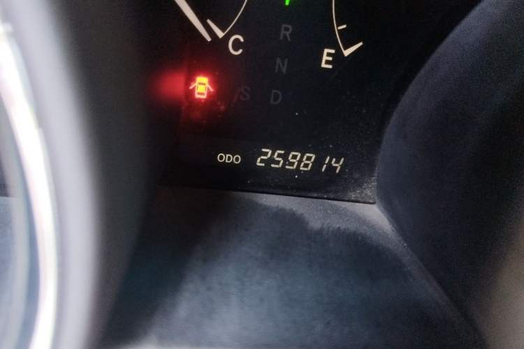 Used Toyota Highlander 2009 3.5L 4x4 7-Seater Elite Edition Odometer Close Up
