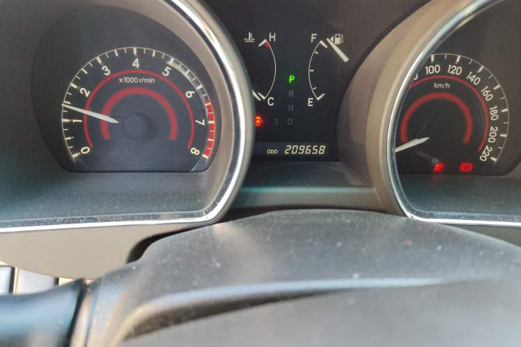 Used Toyota Highlander 2009 3.5L 4x4 7-Seater Elite Edition Odometer Close Up