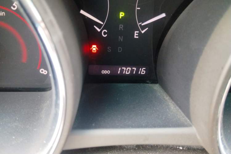 Used Toyota Highlander 2009 2.7L Two-Wheel Drive 7-Seater Luxury Edition Odometer Close Up