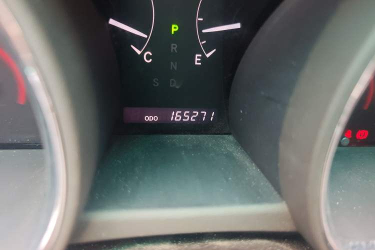 Used Toyota Highlander 2009 2.7L Two-Wheel Drive 7-Seater Luxury Edition Odometer Close Up