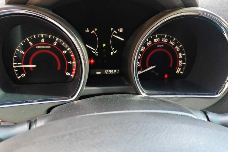 Used Toyota Highlander 2009 3.5L 4x4 7-Seater Elite Edition Odometer Close Up