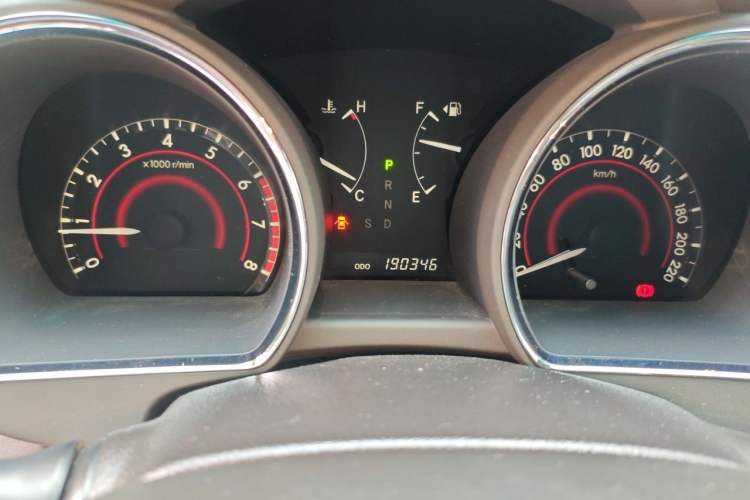 Used Toyota Highlander 2009 2.7L 2WD 5-Seater Elite Edition Odometer Close Up