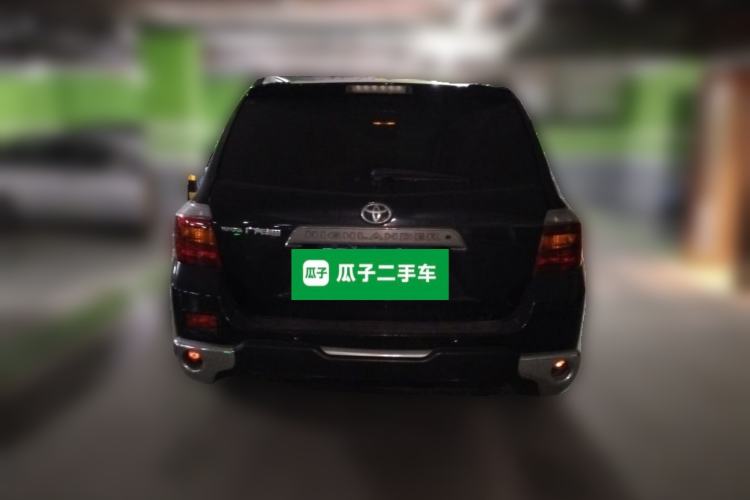 Used Toyota Highlander 2009 2.7L Two-Wheel Drive 7-Seater Luxury Edition Rear