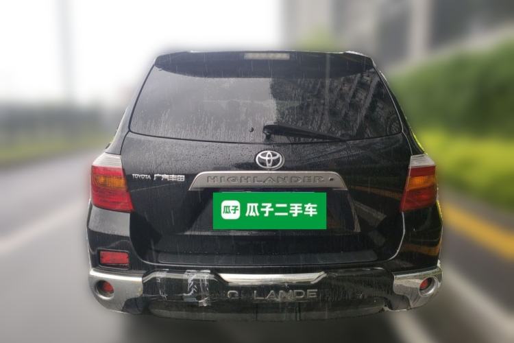 Used Toyota Highlander 2009 2.7L Two-Wheel Drive 7-Seater Luxury Edition Rear