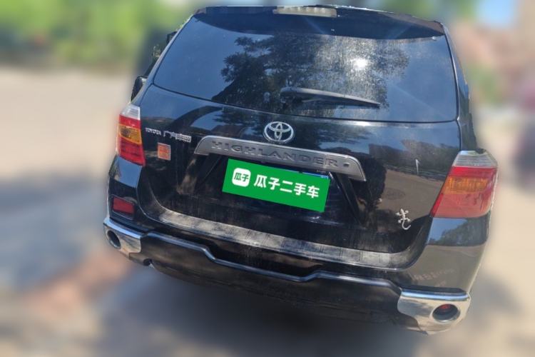 Used Toyota Highlander 2009 2.7L Two-Wheel Drive 7-Seater Luxury Edition Rear