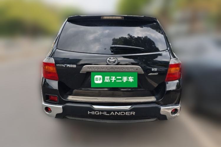 Used Toyota Highlander 2009 2.7L Two-Wheel Drive 7-Seater Luxury Edition Rear