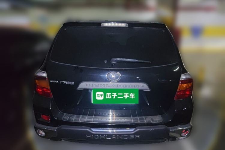 Used Toyota Highlander 2009 2.7L Two-Wheel Drive 7-Seater Luxury Edition Rear