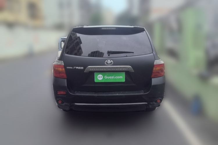 Used Toyota Highlander 2009 2.7L Two-Wheel Drive 7-Seater Luxury Edition Rear