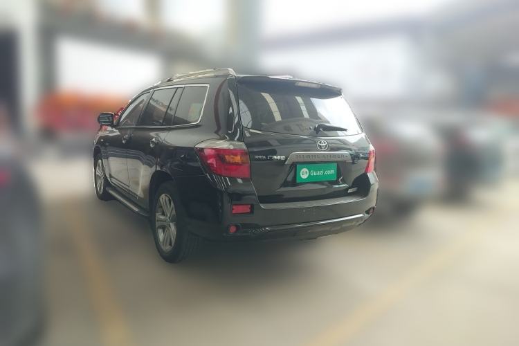 Used Toyota Highlander 2009 2.7L Two-Wheel Drive 7-Seater Luxury Edition Rear Left 45 Deg