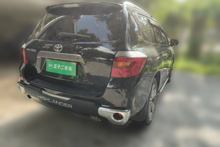 Used Toyota Highlander 2009 2.7L Two-Wheel Drive 7-Seater Luxury Edition Rear Right 45 Deg