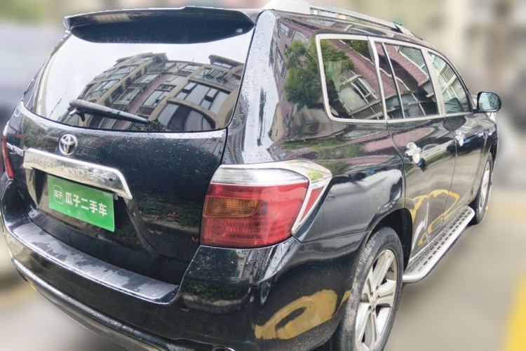 Used Toyota Highlander 2009 2.7L Two-Wheel Drive 7-Seater Luxury Edition Rear Right 45 Deg