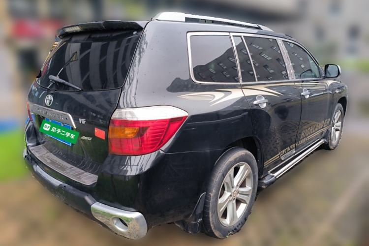 Used Toyota Highlander 2009 2.7L Two-Wheel Drive 7-Seater Luxury Edition Rear Right 45 Deg