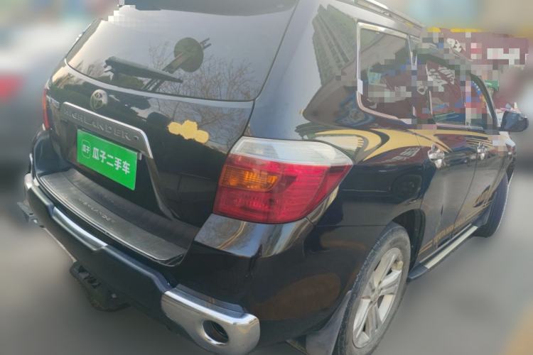 Used Toyota Highlander 2009 2.7L Two-Wheel Drive 7-Seater Luxury Edition Rear Right 45 Deg