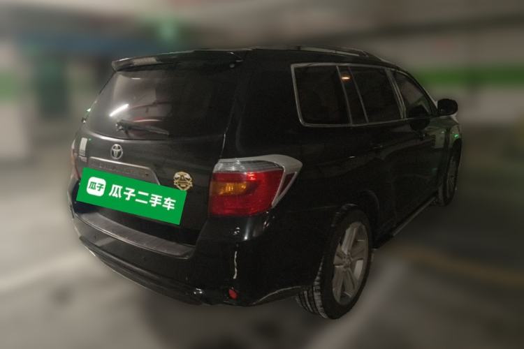 Used Toyota Highlander 2009 2.7L Two-Wheel Drive 7-Seater Luxury Edition Rear Right 45 Deg