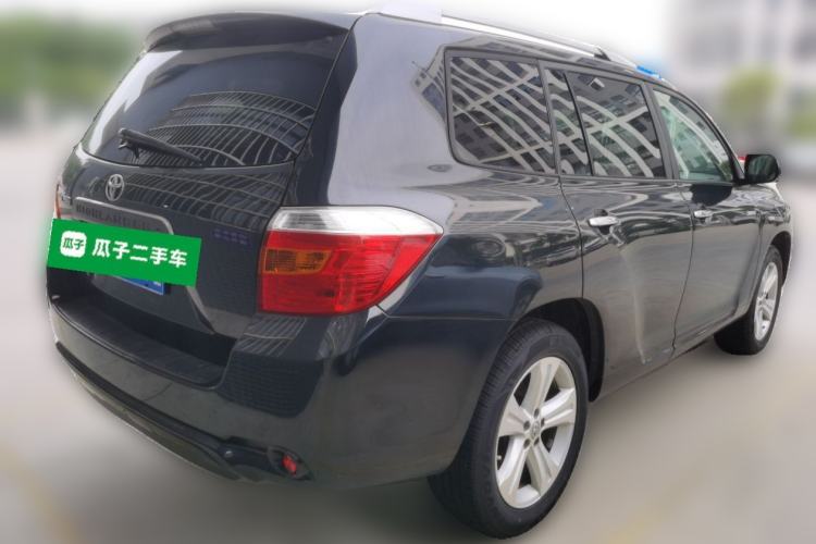 Used Toyota Highlander 2009 2.7L Two-Wheel Drive 7-Seater Supreme Edition Rear Right 45 Deg