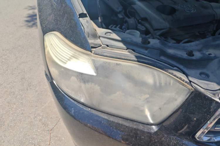 Used Toyota Highlander 2009 2.7L Two-Wheel Drive 7-Seater Luxury Edition Right Front Headlight