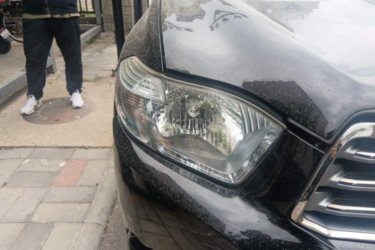 Used Toyota Highlander 2009 2.7L Two-Wheel Drive 7-Seater Luxury Navigation Edition Right Front Headlight