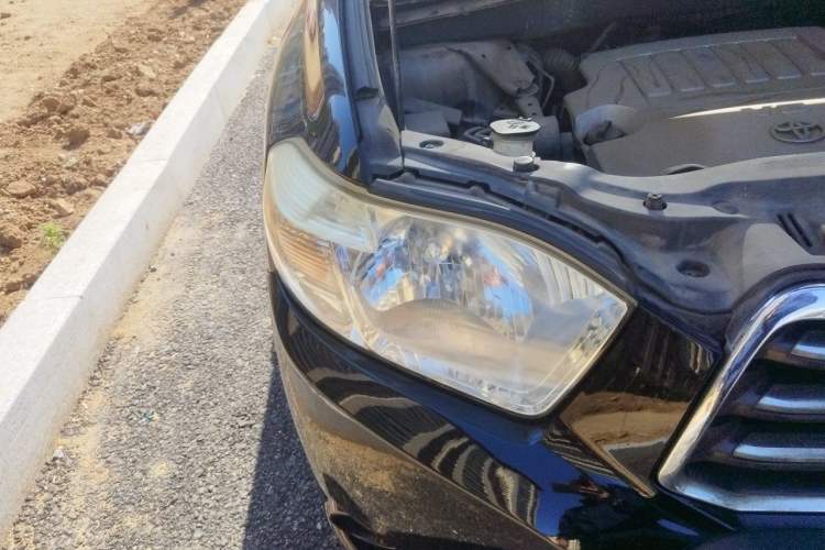 Used Toyota Highlander 2009 3.5L 4x4 7-Seater Elite Edition Right Front Headlight