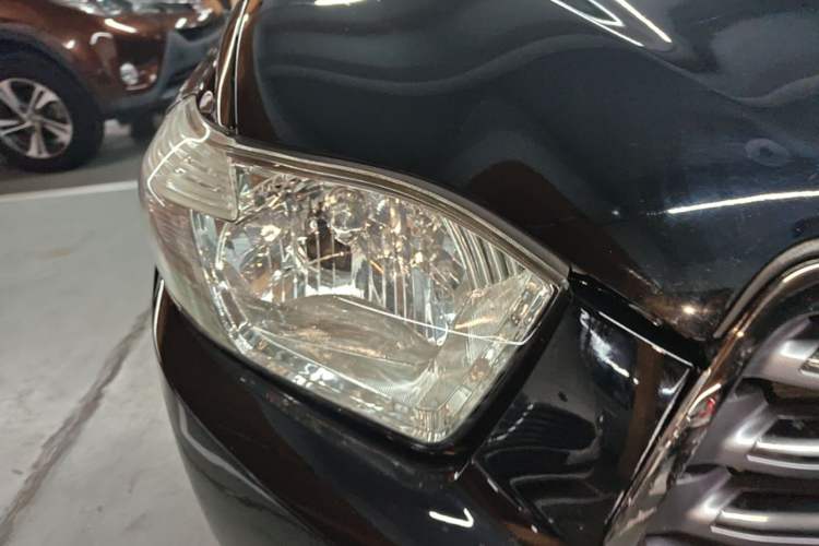 Used Toyota Highlander 2009 2.7L Two-Wheel Drive 5-Seater Sport Edition Right Front Headlight