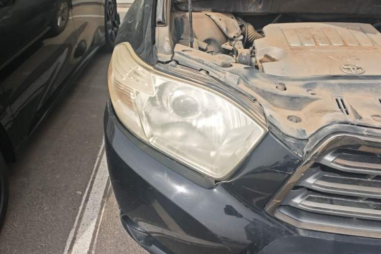 Used Toyota Highlander 2009 3.5L 4x4 7-Seater Luxury Edition Right Front Headlight